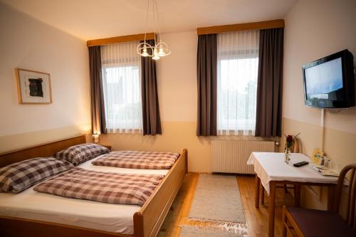  Gasthaus-Gostišče-Trattoria Ogris in Ludmannsdorf