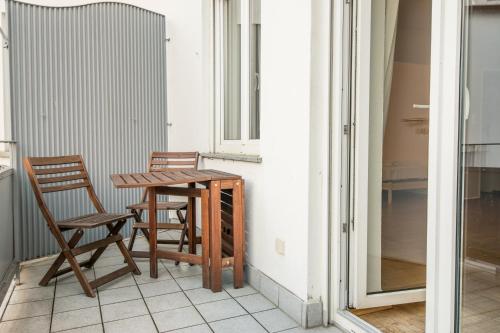One-Bedroom Apartment image 5