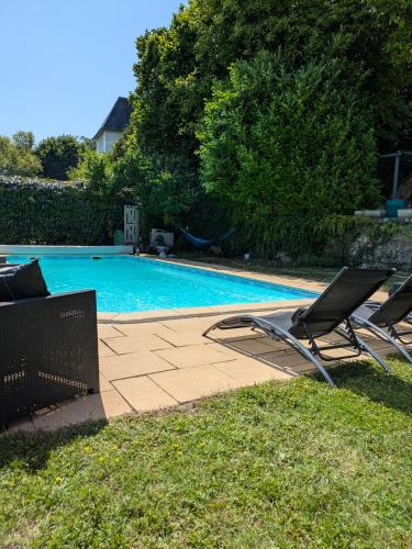 Piscina, La Roche Bellevue in Luynes