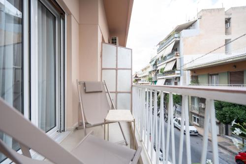 2BR Beatiful Apt In Thissio Near Agora & Acropolis - image 9