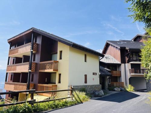 Studio renove de 26 m² pour 4 pers avec balcon, acces pistes, animaux admis - Vallandry - FR-1-757-1 in Peisey-Nancroix