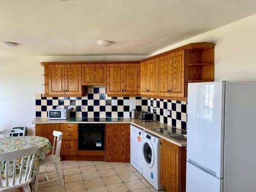 Facilities, 4 Peak Apartment - Sea View in Bundoran