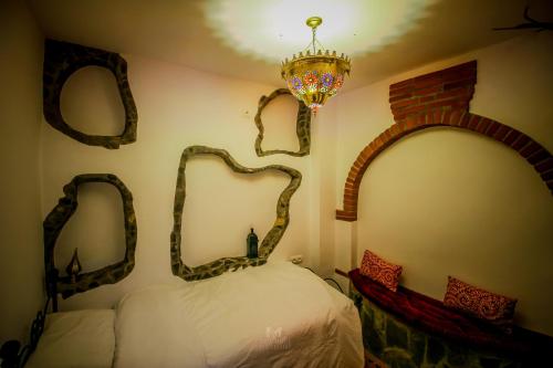 Deluxe Triple Room image 10