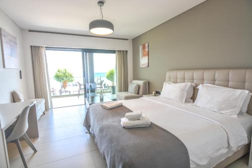 Studio Apartment with Sea View