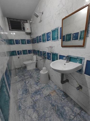 Blue Stone Grand - image 3
