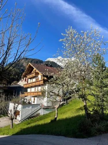 Appartements Alpenblick in Finkenberg, Österreich