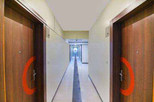 Lobby, Hotel O Sunshine Inn Near Pune Railway Station in Pune