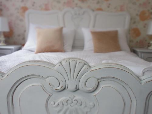 Premium - Bed & Breakfast - image 5