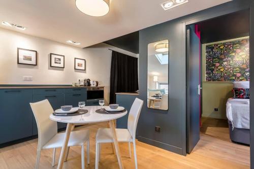 Garet - Furnished apartment - Downtown Lyon, Lyon (photo 10)