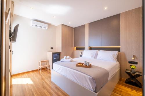 Cozy Bright apartment next to Acropolis!, Афины