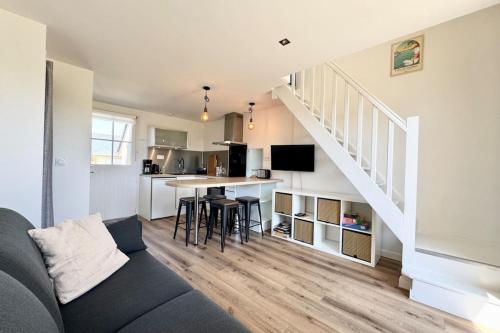 Maison refaite a neuf - Piscine et parking prive in Guidel