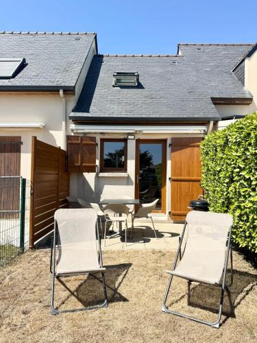 Maison refaite a neuf - Piscine et parking prive in Guidel