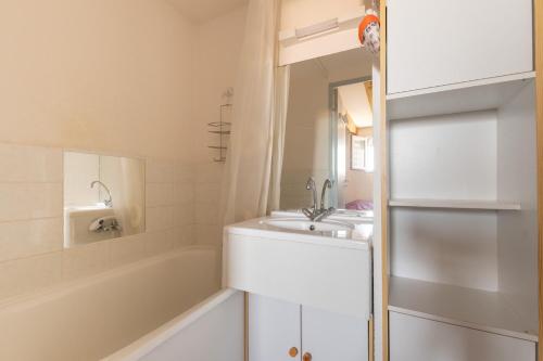 Appartement coquet avec vue sur mer - image 3