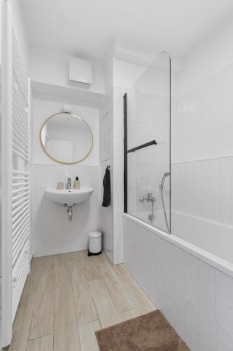 Stylish Urban apartment-Garden&Parking&AC, Братислава (фото 5)