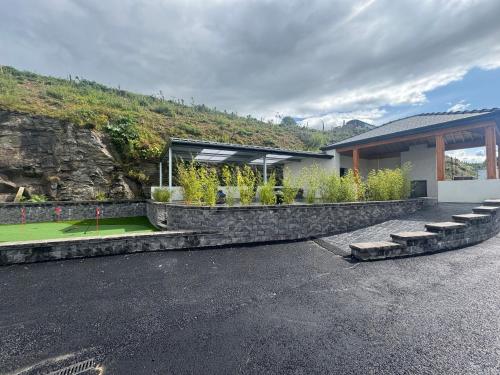 Milton on The Moyle Guest House in Mountnugent