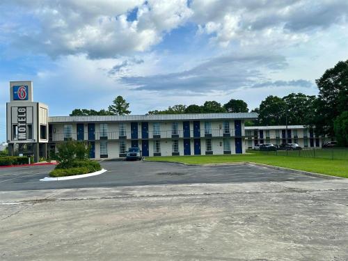 Motel 6-West Monroe LA - image 10