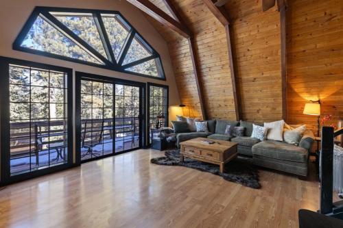Sweetin Summit Retreat