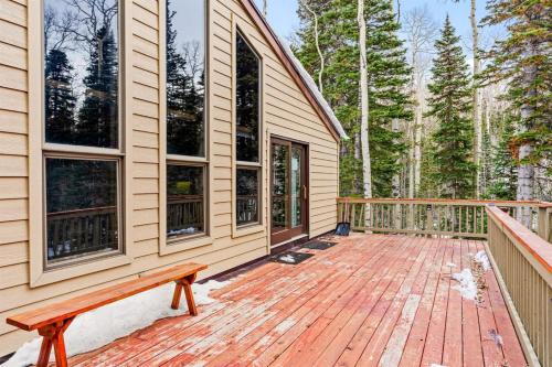 Aoki Michi Retreat Cabin in Brian Head in ไบรอัน เฮด (UT)