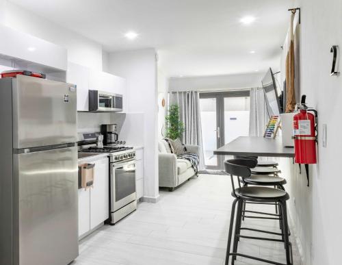 AQUA Casa A1 - Private & FUN 3 BR House with Pool in Dorado del Mar in 多拉多