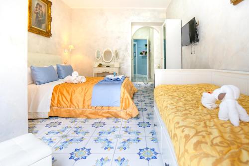 Adricla Guest House - image 2