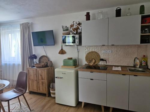 Studio Mourinka in เรชเตย์น