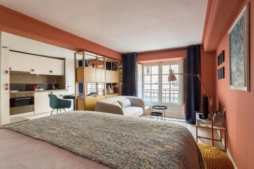 Sainte-Hélène - Furnished apartment Downtown Lyon, Lyon (photo 2)
