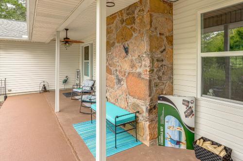 Fairfield Bay Home On Golf Course with Fenced Yard! in Fairfield Bay (AR)