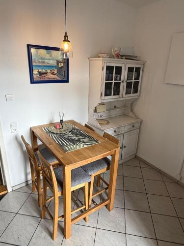 Konyha, Basseltang urban apartment in Grenzach-Wyhlen