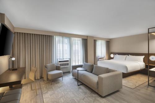 Studio King Room with Sofa Bed and Terrace room in AC Hotel Old Montreal
