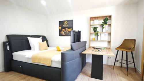 DANESSI-Business-Apartment, nahe Industriegebiet und Koblenz, WLAN, Smart TV Boxspringbett mit Waipu, Vollausgestattete Küche uvm