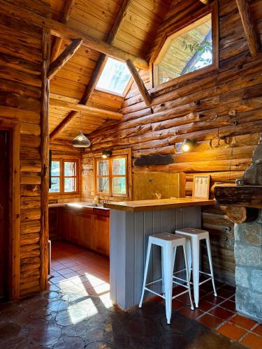Kitchen, Cabana estilo Refugio en el Bosque para Familias in San Carlos de Bariloche