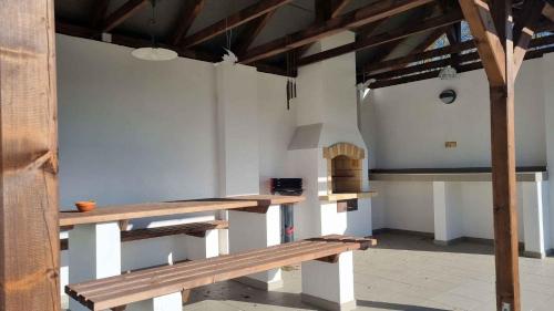 Exterior view, Holiday home in Bezdekov - Chotebor 1393 in Chotebor