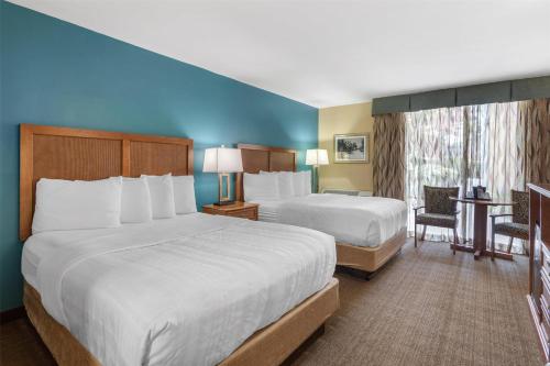 Best Western Charleston Inn - image 2