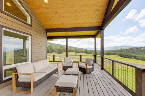 Mountain & Lake View: Rexford Estate on 28 Acres! - Grasmere