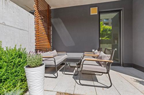 Stylish Urban apartment-Garden&Parking&AC, Братислава (фото 7)