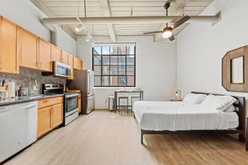 Studio at Superior l Downtown l Parking l Café, Cleveland (fotografie 7)