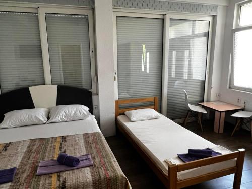 Rooms M2