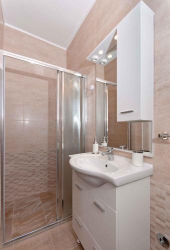 Fürdőszoba, Apartment Lopar 12 in Lopar