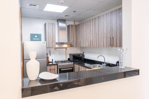 Luxury Apartment l 2 min walk from Dubai Mall, Dubaj (zdjęcie 5)