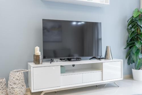 Luxury Apartment l 2 min walk from Dubai Mall, Dubaj (zdjęcie 10)