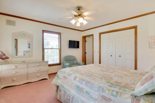 Canalfront Ocean City Getaway with Deck and Dock! - image 7