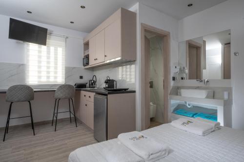 Honey Holiday Hotel 4