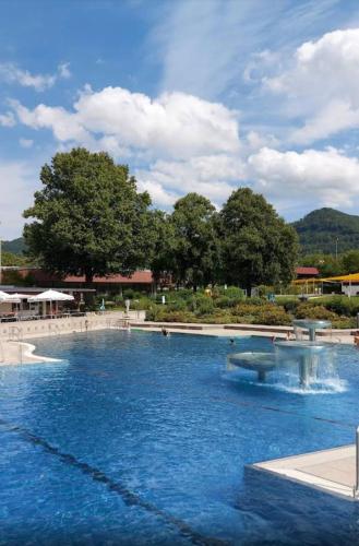 Sport és szabadidő, Ermstalsuite in Dettingen an der Erms