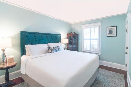 Hemingway House Bed and Breakfast - image 14