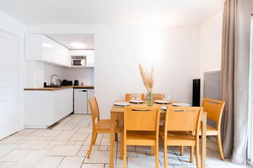 مطبخ, Appartement 52 4-6 personnes plages à pied (Appartement 52 4-6 personnes plages a pied) in Les Dunes