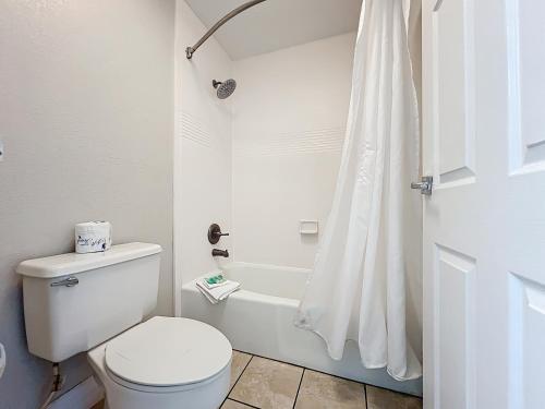 Stayable Suites Lakeland - image 11