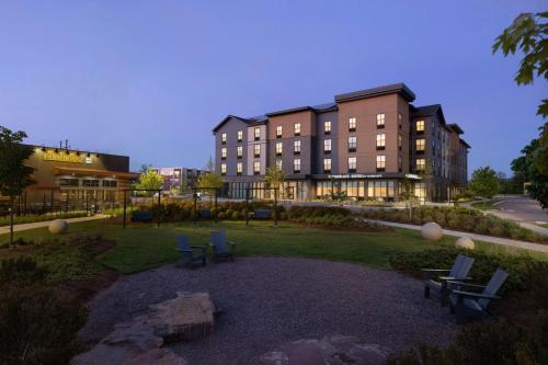 Towneplace Suites by Marriott Williston - image 11