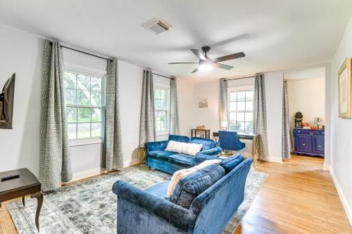 Walk to Parks and Main St Renovated League City Gem in League City (TX)