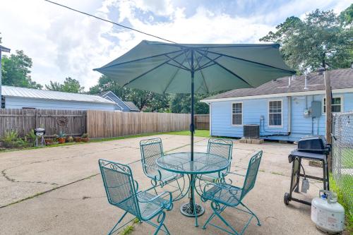 Walk to Parks and Main St Renovated League City Gem in League City (TX)