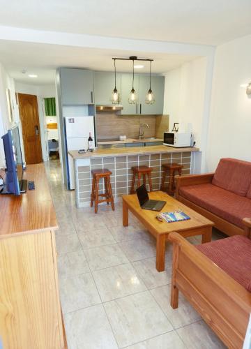 Seaview Friendly Holiday Home 9 5